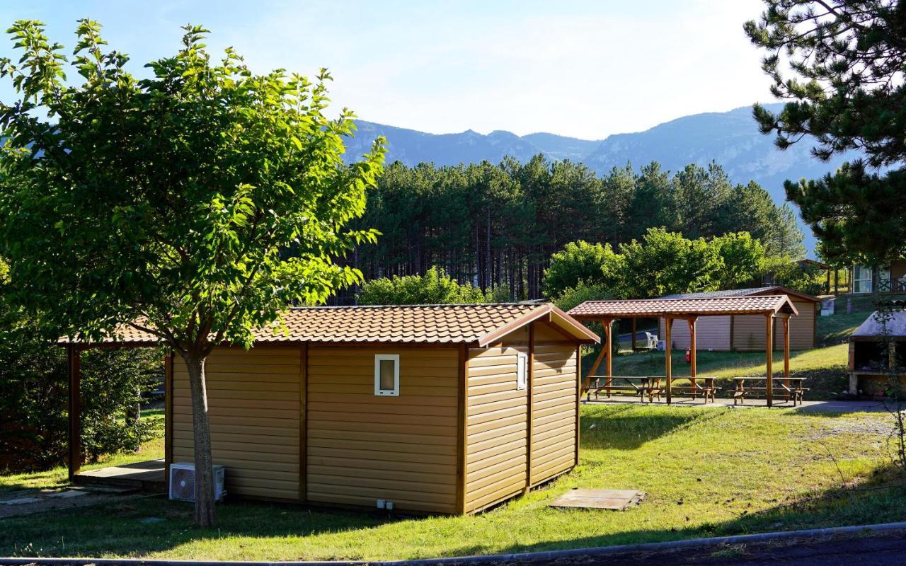 Camping Municipal La Sapinette Quillan Exterior photo