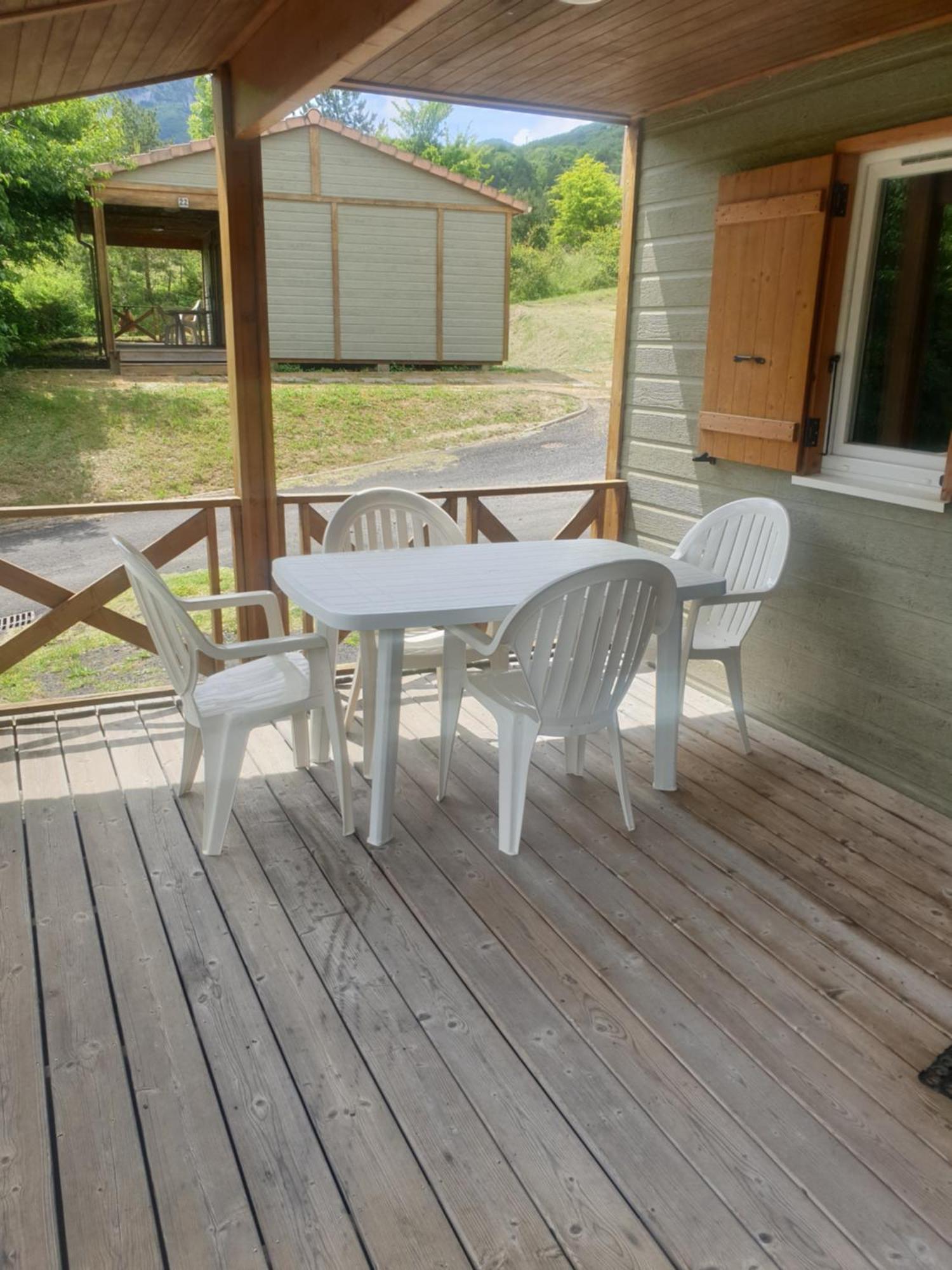 Camping Municipal La Sapinette Quillan Exterior photo
