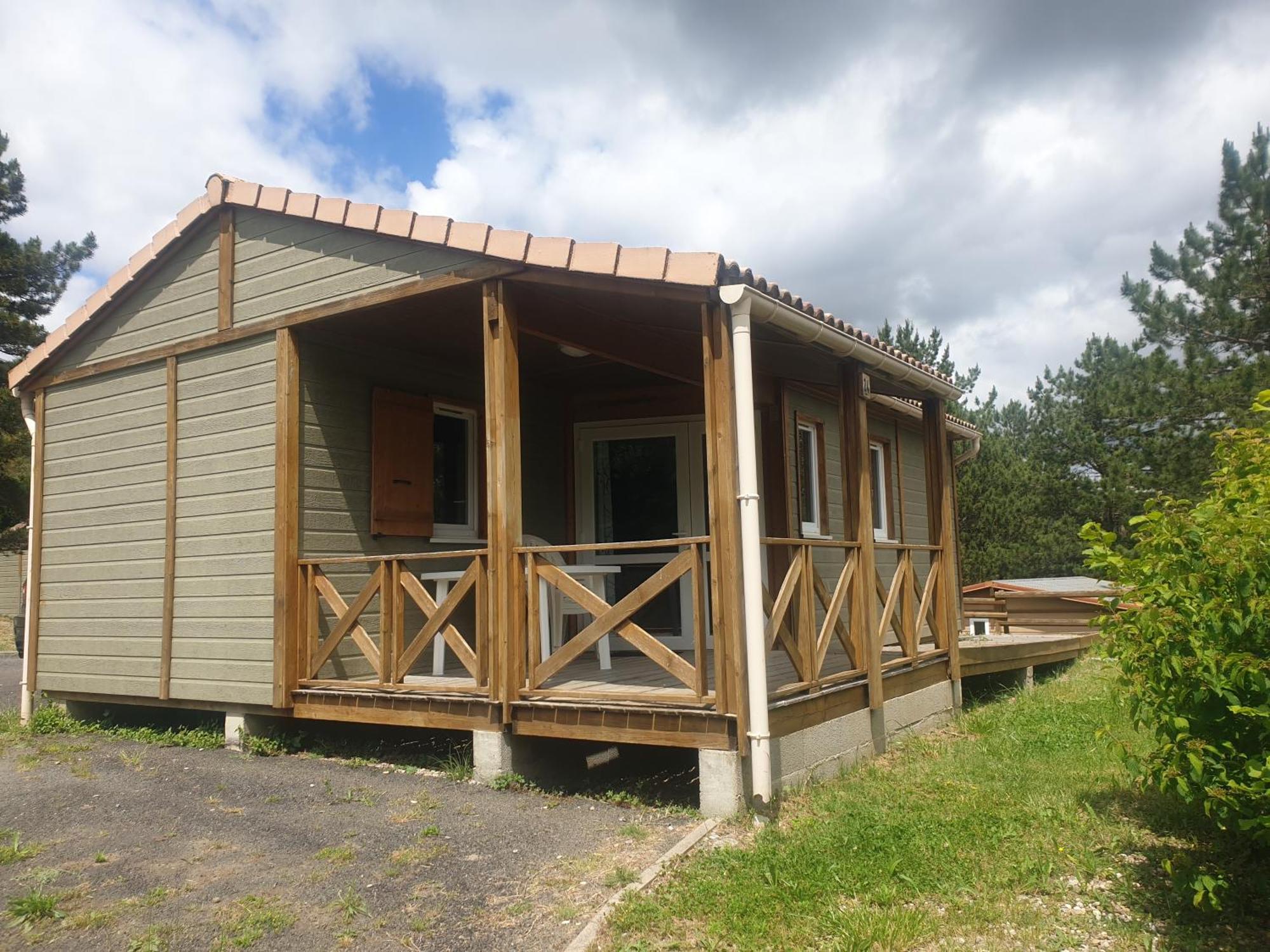 Camping Municipal La Sapinette Quillan Exterior photo